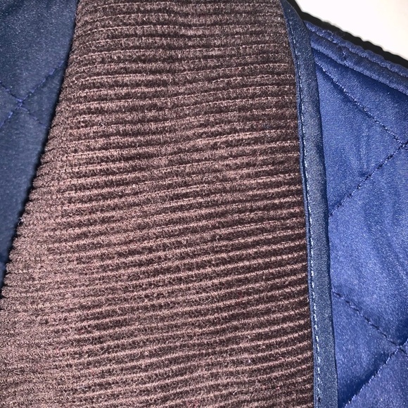 Lands’ End Quilted Blue Vest - Picture 4 of 5